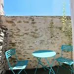 아파트 Calme Avec Exterieur Et Entree Autonome *