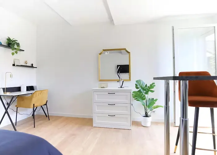 Calme Avec Exterieur Et Entree Autonome Apartamento *